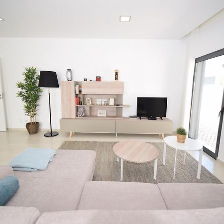 Modern Villa With Private Pool Near The Beautiful Beach Of Foz De Arelho Nadadouro Dış mekan fotoğraf