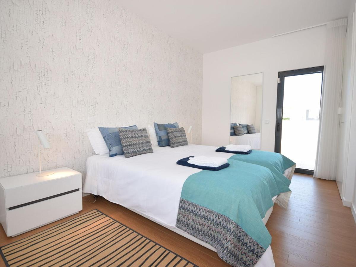 Modern Villa With Private Pool Near The Beautiful Beach Of Foz De Arelho Nadadouro Dış mekan fotoğraf